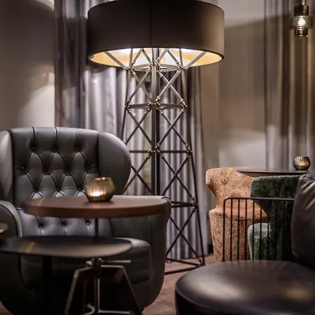 Motel One Nuernberg-City-2